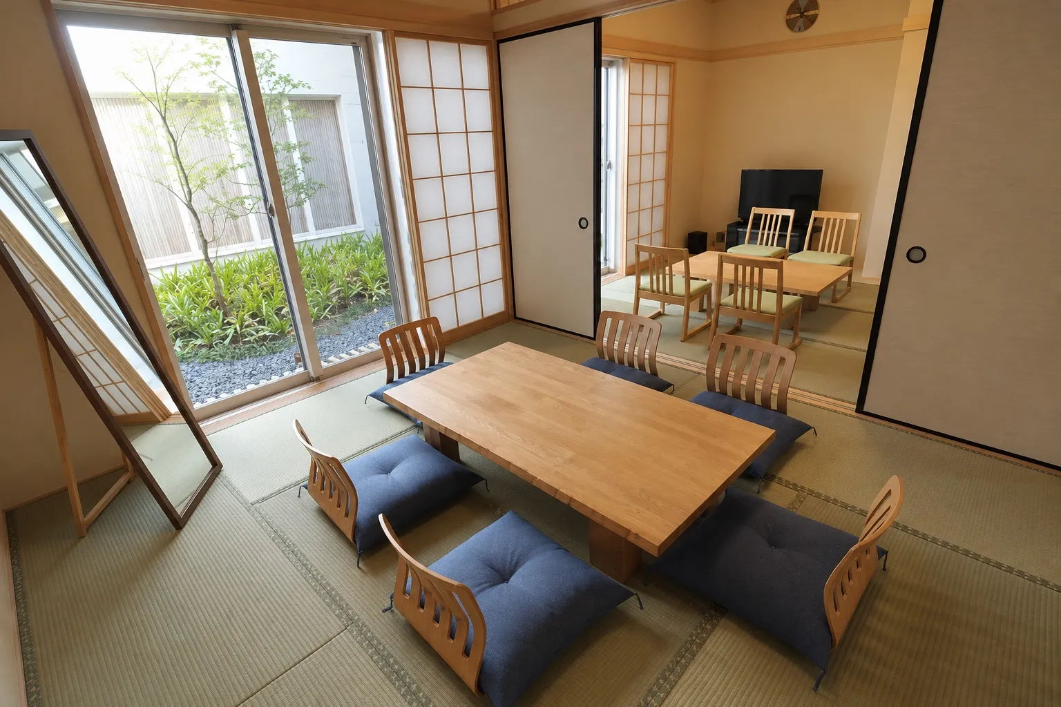 厚木市斎場 式場ごとにある遺族控室。座卓のある和室（イメージ）